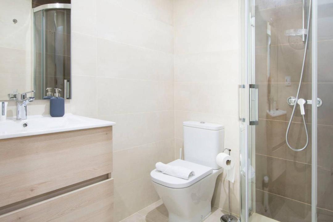 Cruz Apartment Madrid Luaran gambar